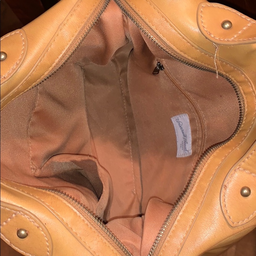 Purse - Picture 2 of 4